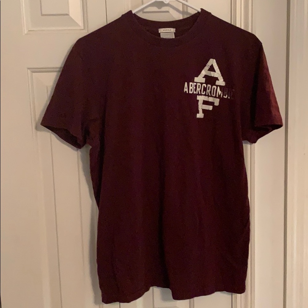Men’s Maroon Abercrombie Tee